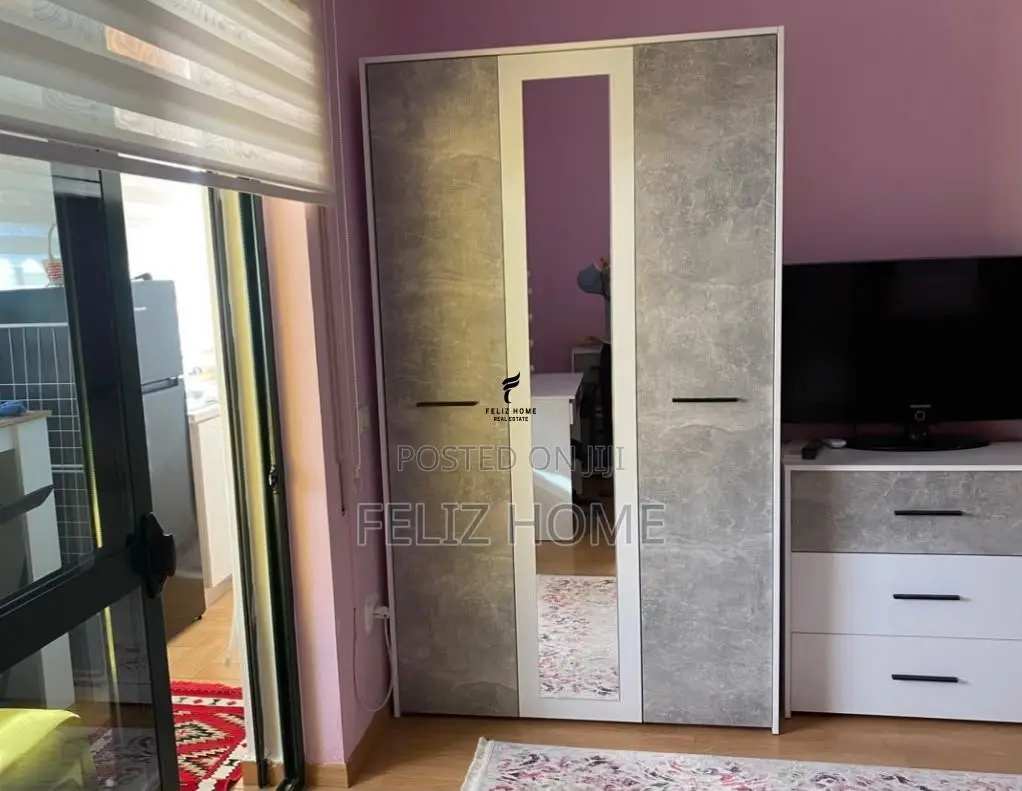 APARTAMENT ME QERA 2+1 QENDER 80.000 LEKE
