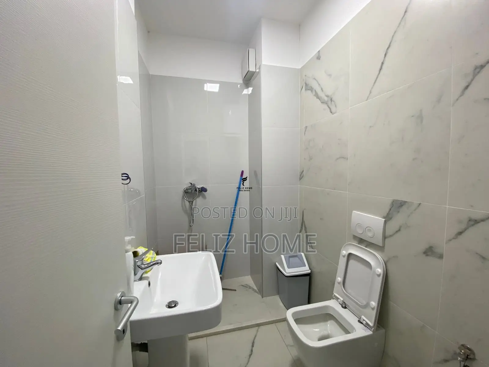 ZYRE ME QERA 110M2 KOMUNA E PARISIT 1200 EURO