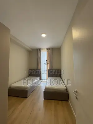 APARTAMENT ME QERA 2+1 BULEVARDI RI 70.000 LEKE
