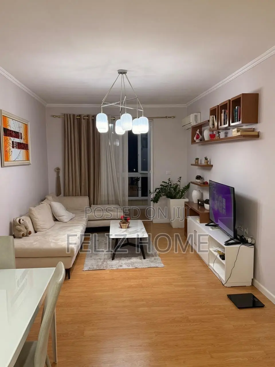 APARTAMENT ME QERA 2+1+2 STACIONI TRENIT 110.000 LEKE