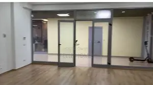 ZYRE ME QERA 55 M2 RRUGA E KAVAJES 50.000 LEKE