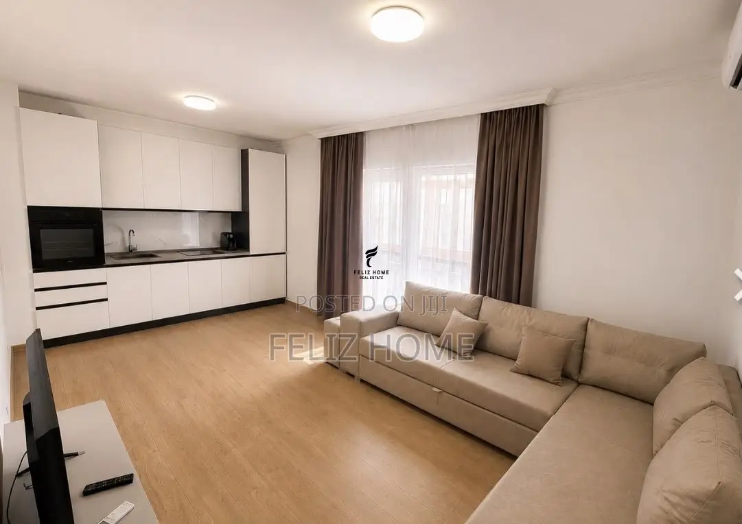 APARTAMENT ME QERA 2+1+2 QENDER 100.000 LEKE