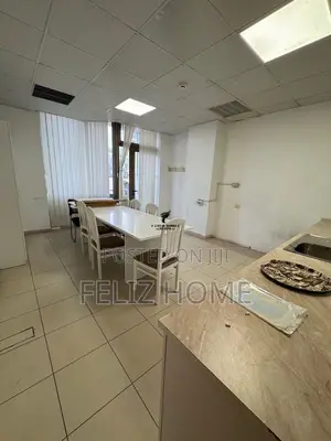 ZYRE ME QERA 200 M2 BLLOK 300.000 LEKE