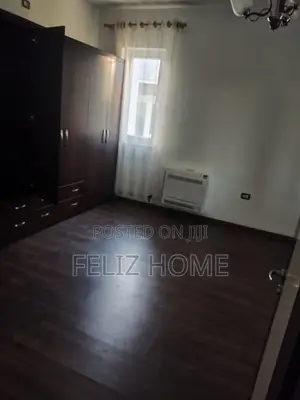 VILE ME QERA 2 KATESHE 280M2 BLLOKU I VILAVE, SELITE 200.000 LEKE