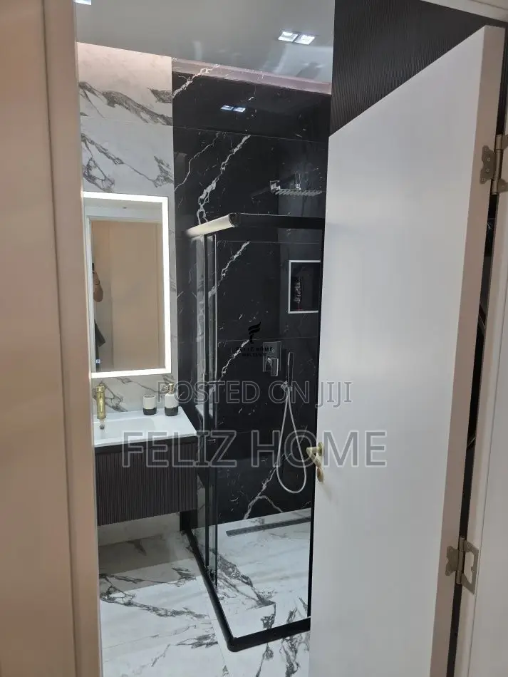 APARTAMENT ME QERA 2+1+2 ISH FUSHA AVIACIONIT 1.100 EURO