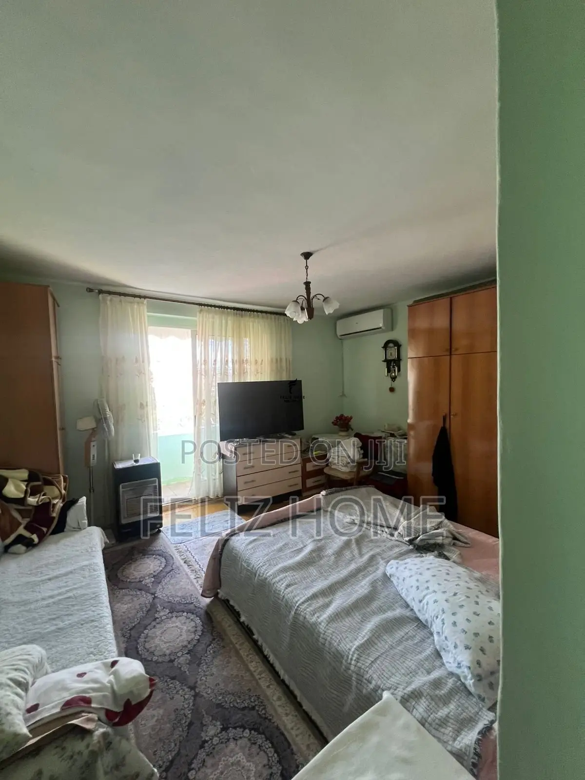 SHITET APARTAMENT 2+1 PAZARI I RI 160.000 EURO