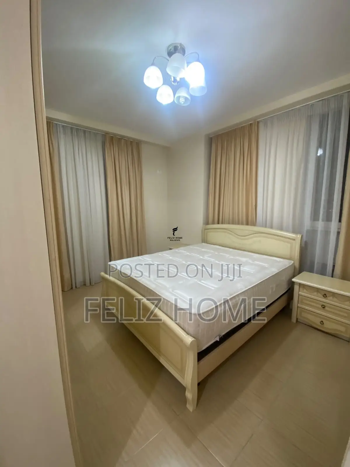 APARTAMENT ME QERA 2+1 BULEVARDI I RI 60.000 LEKE