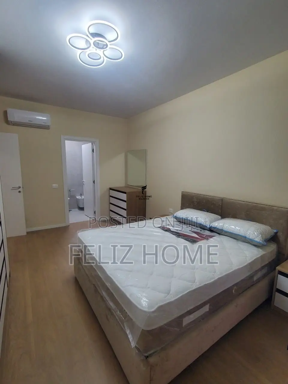 APARTAMENT ME QERA 2+1 LIQEN I THATE 1300 EURO