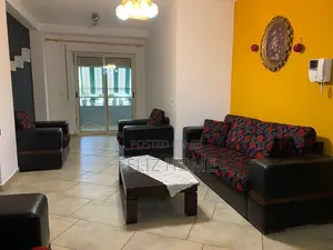 APARTAMENT ME QERA 2+1 MINE PEZA 60.000 LEKE