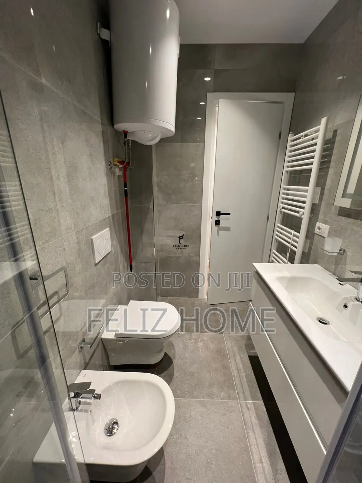 APARTAMENT ME QERA 2+1 ISH FUSHA AVIACIONIT 70.000 LEKE