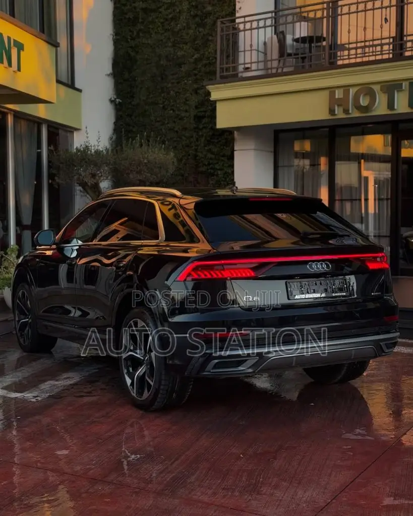 Audi Q8