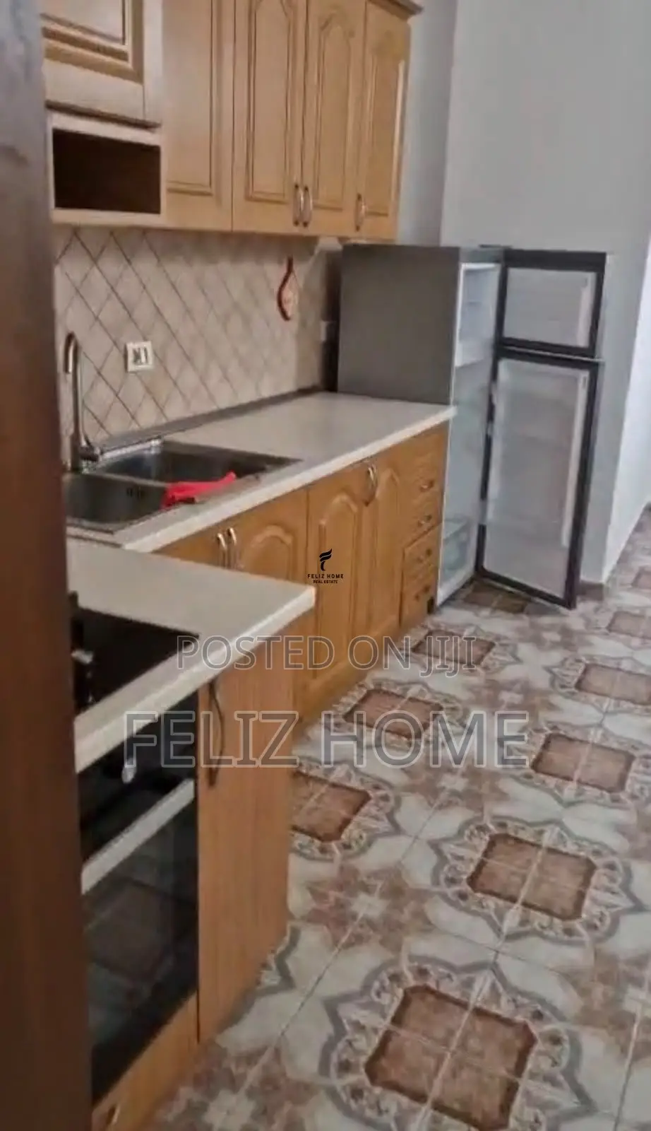 APARTAMENT ME QERA 1+1 RRUGA E DIBRES 55.000 LEKE