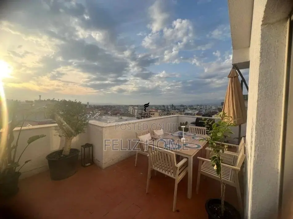PENTHOUSE ME QERA DUPLEX 2+1+2 KODRA E DIELLIT 120.000 LEKE