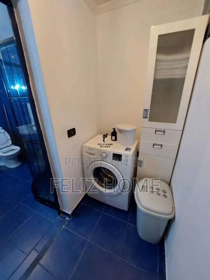 SHITET APARTAMENT 2+1+BALLKON MYSLYM SHYRI 29.000.000 LEKE