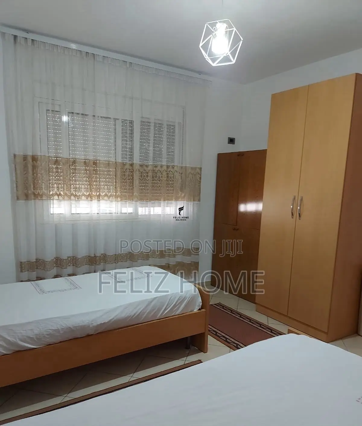 APARTAMENT ME QERA 2+1 STACIONI I TRENIT 50.000 LEKE