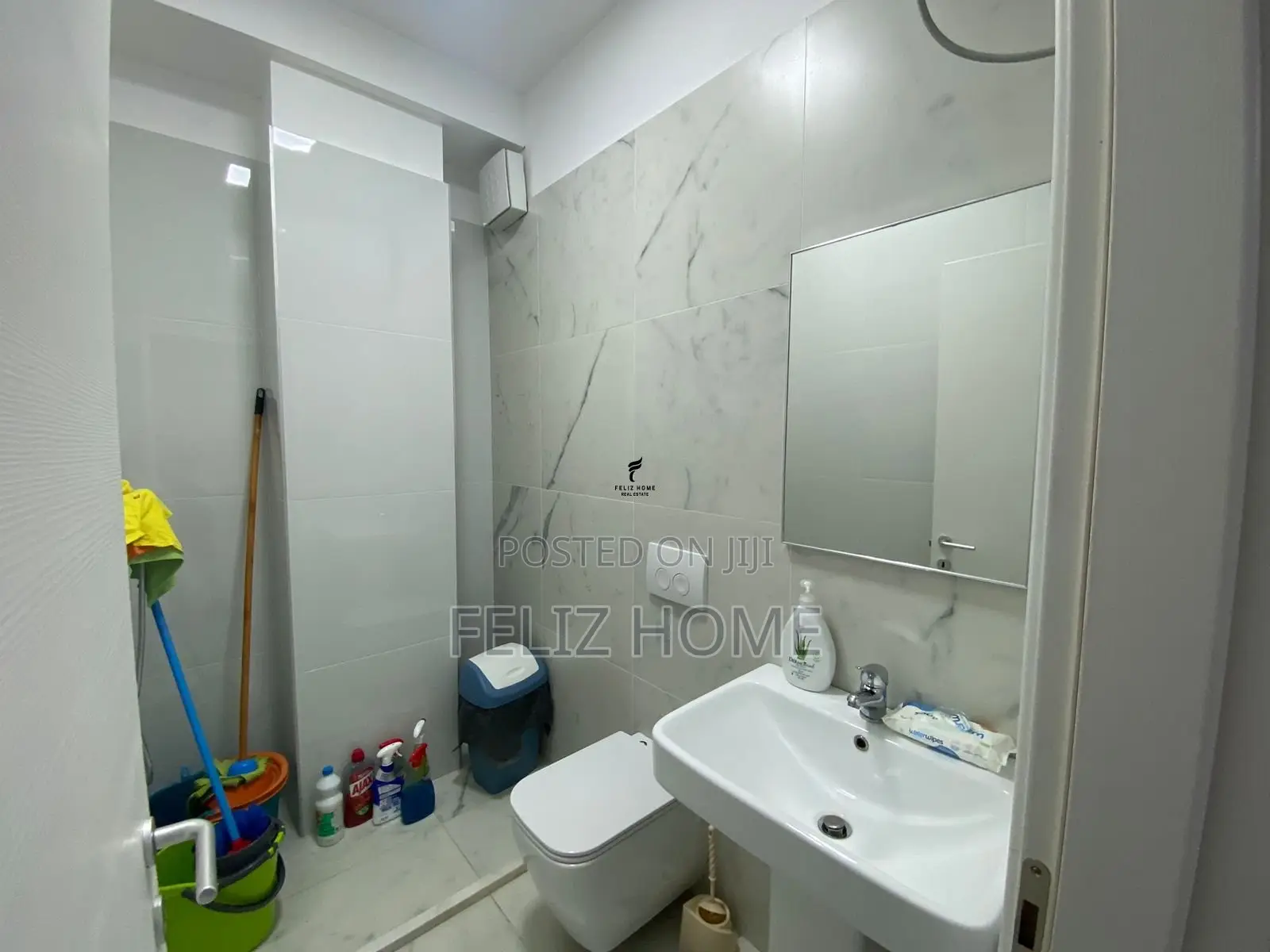 ZYRE ME QERA 110M2 KOMUNA E PARISIT 1200 EURO