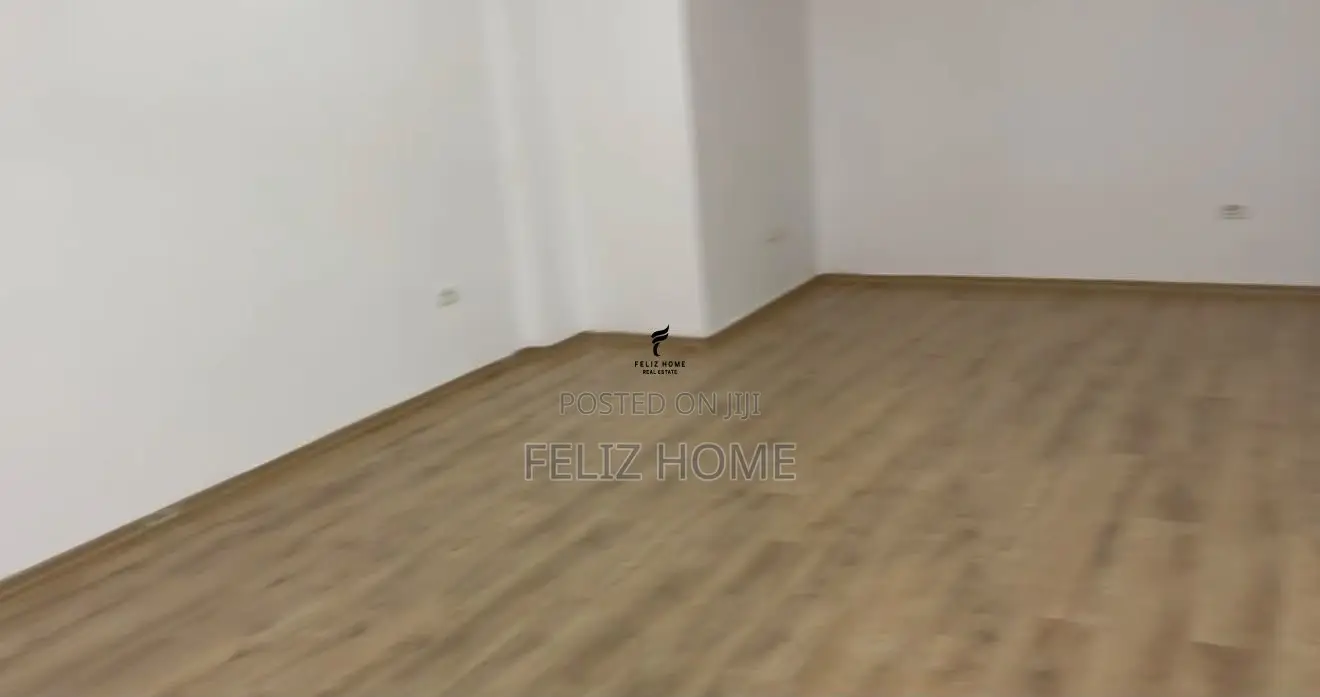 ZYRE ME QERA 55 M2 RRUGA E KAVAJES 50.000 LEKE