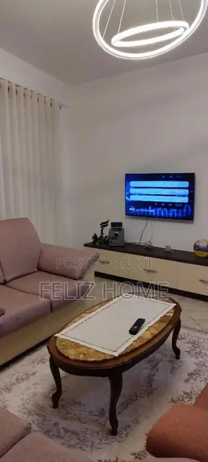 APARTAMENT ME QERA 1+1 ISH PARKU 55.000 LEKE