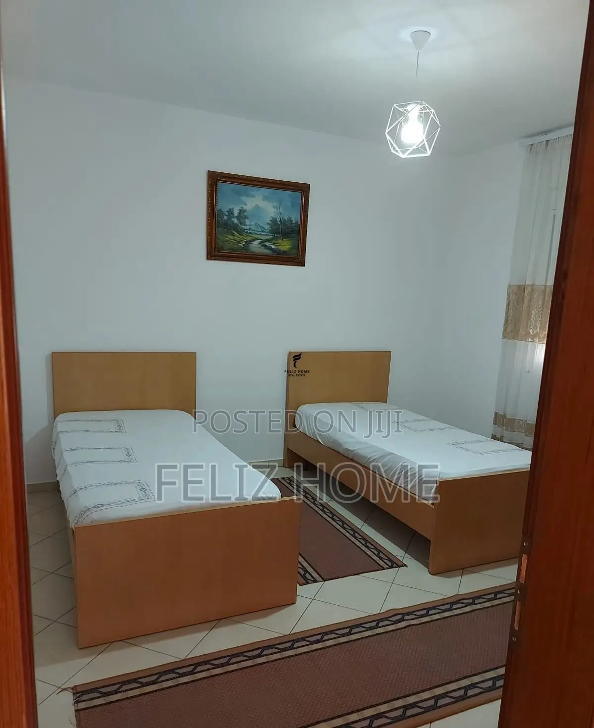 APARTAMENT ME QERA 2+1 STACIONI I TRENIT 50.000 LEKE