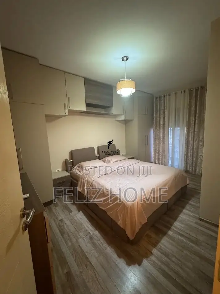APARTAMENT ME QERA 1+1 QYTET STUDENTI 55.000 LEKE