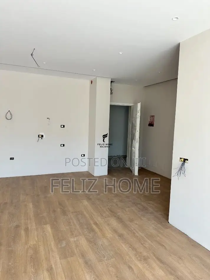 ZYRE ME QERA 120M2 KOMUNA E PARISIT 1.850 EURO