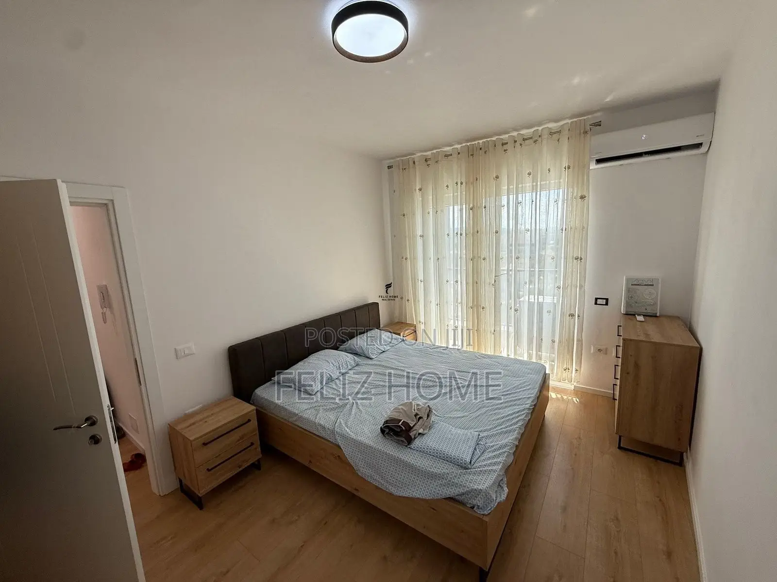 APARTAMENT ME QERA 2+1 BULEVARDI I RI 65.000 LEKE
