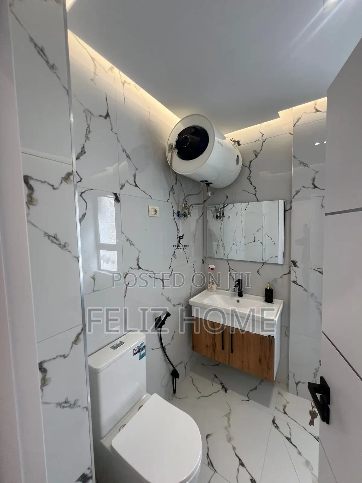 SHITET APARTAMENT 2+1+2 RRUGA E KAVAJES 265.000 EURO