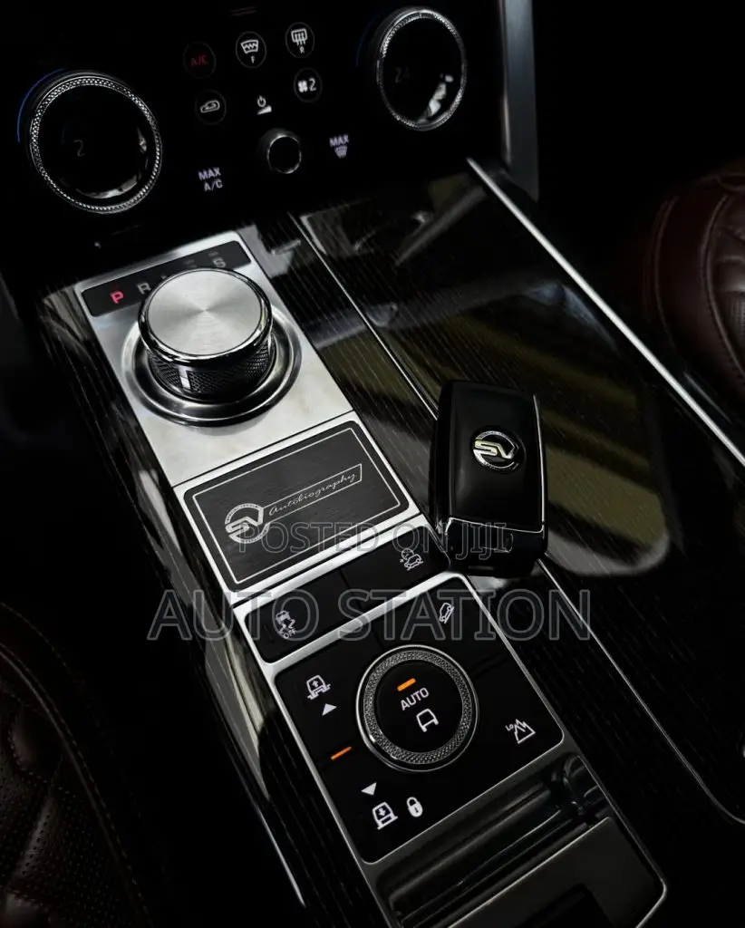 Range Rover Vogue SV Autobiography
