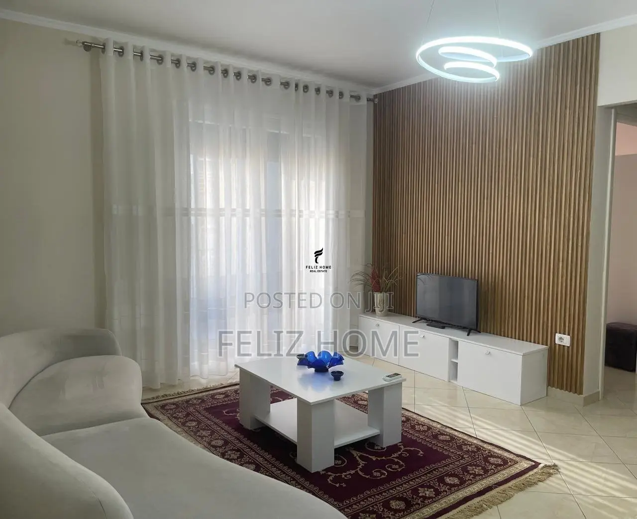 APARTAMENT ME QERA 1+1 BULEVARDI ZOGU I PARE 60.000 LEKE