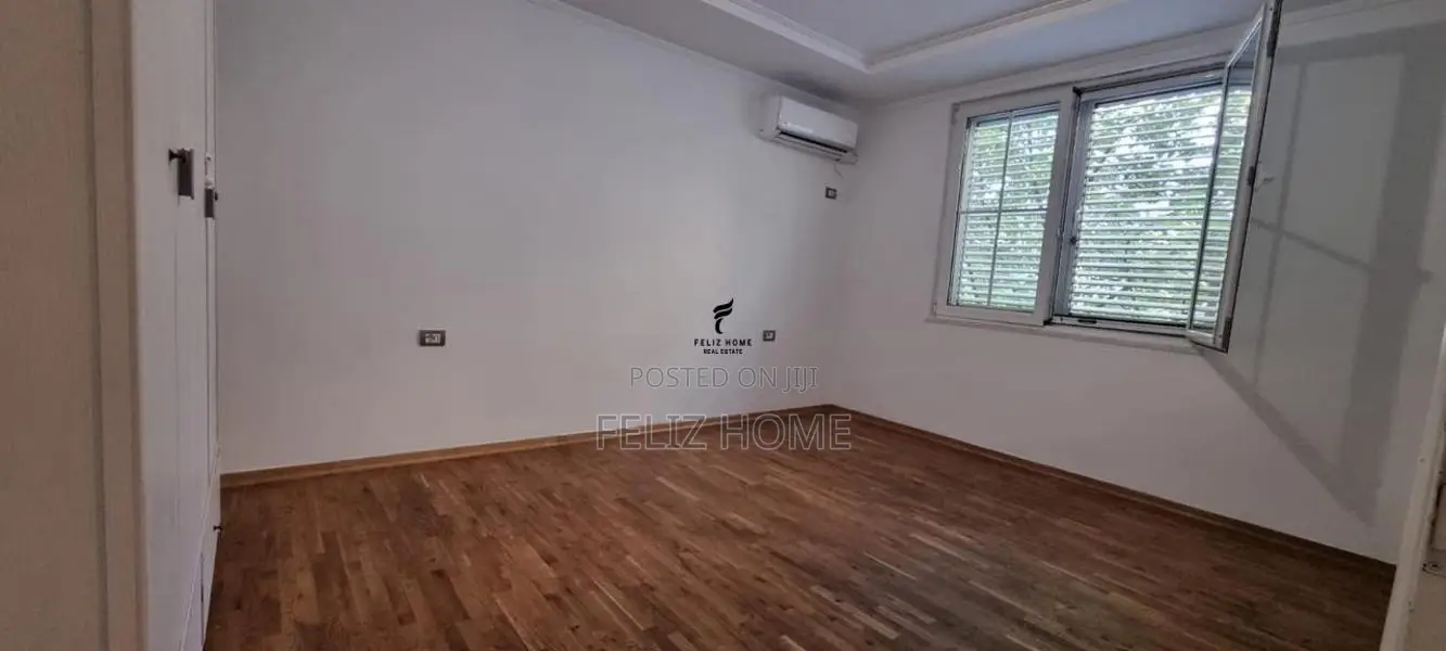 ZYRE ME QERA 90 M2 SHESHI WILLSON 900 EURO