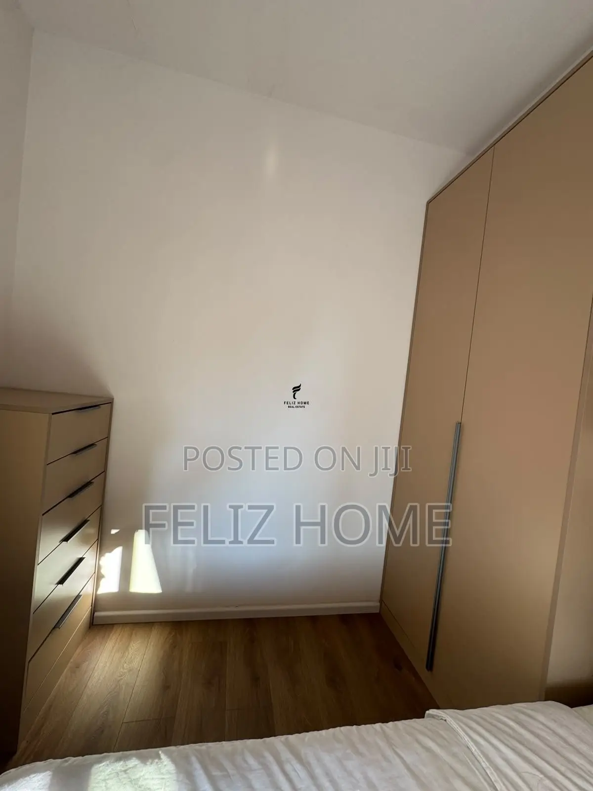 APARTAMENT ME QERA 1+1 ALI DEMI 50.000 LEKE