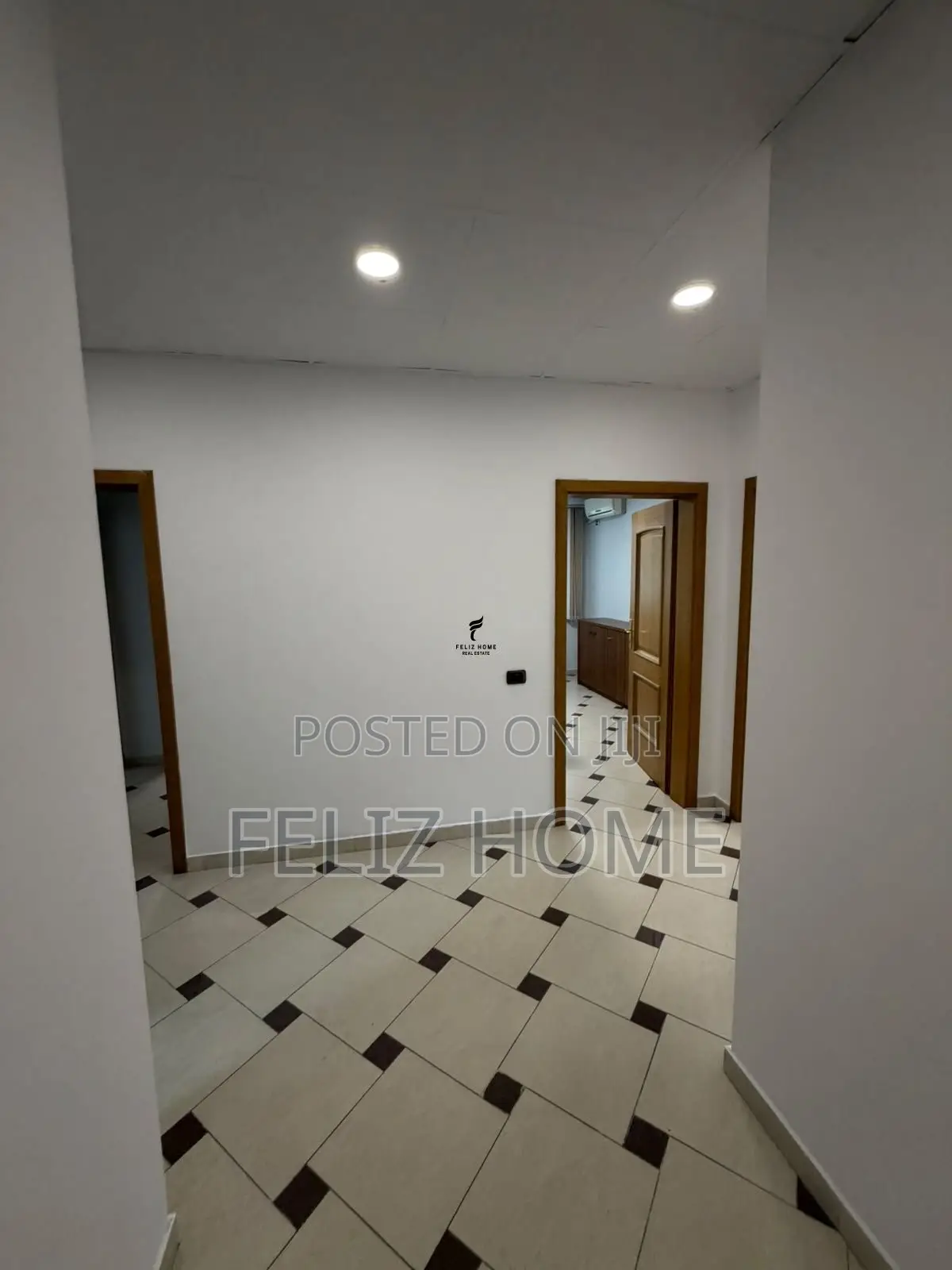 ZYRE ME QERA 130 M2 BLLOK 100.000 LEKE
