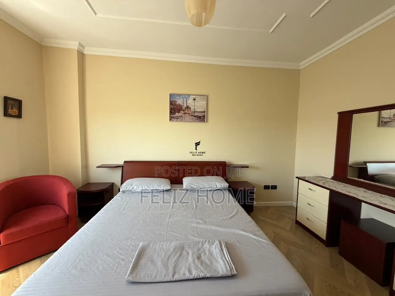 APARTAMENT ME QERA 4+1 ISH EKSPOZITA 130.000 LEKE