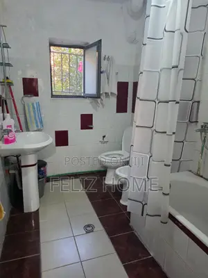 APARTAMENT ME QERA 2+1 SHKOLLA E BASHKUAR 50.000 LEKE