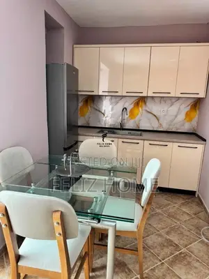 APARTAMENT ME QERA 1+1 RRUGA E DIBRES 45.000 LEKE