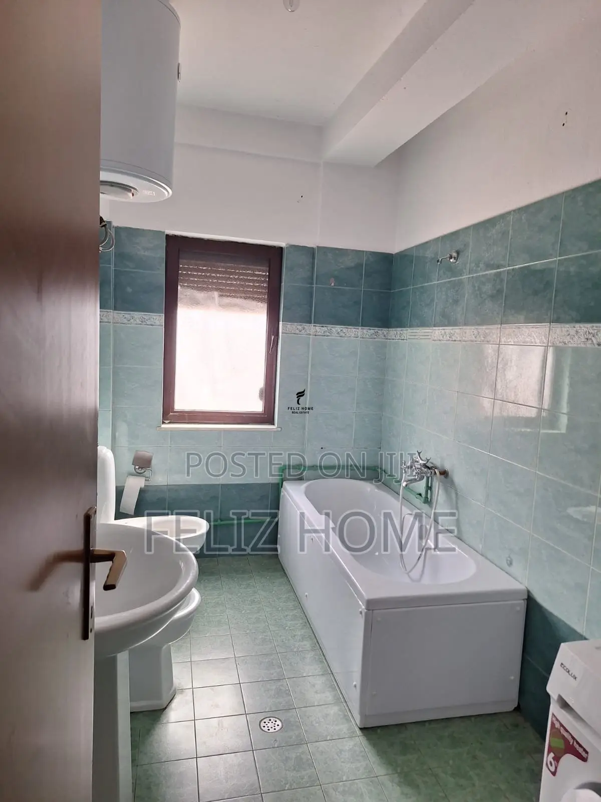 SHITET APARTAMENT 3+1 XHAMLLIK 189.000 EURO