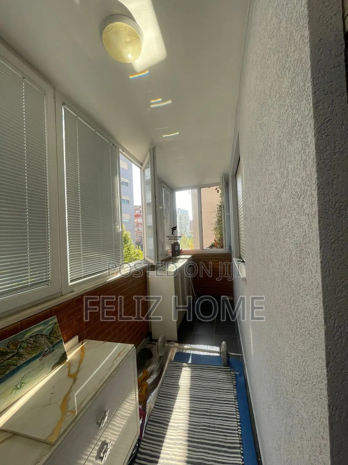 SHITET APARTAMENT 2+1+2+DEPO KOMUNA E PARISIT 320.000 EURO