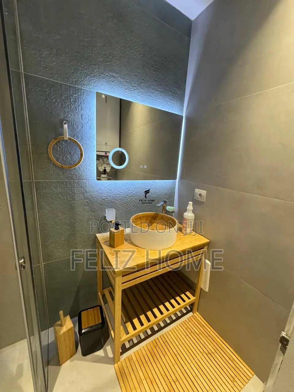 APARTAMENT ME QERA 1+1 KOPSHTI BOTANIK 85.000 LEKE