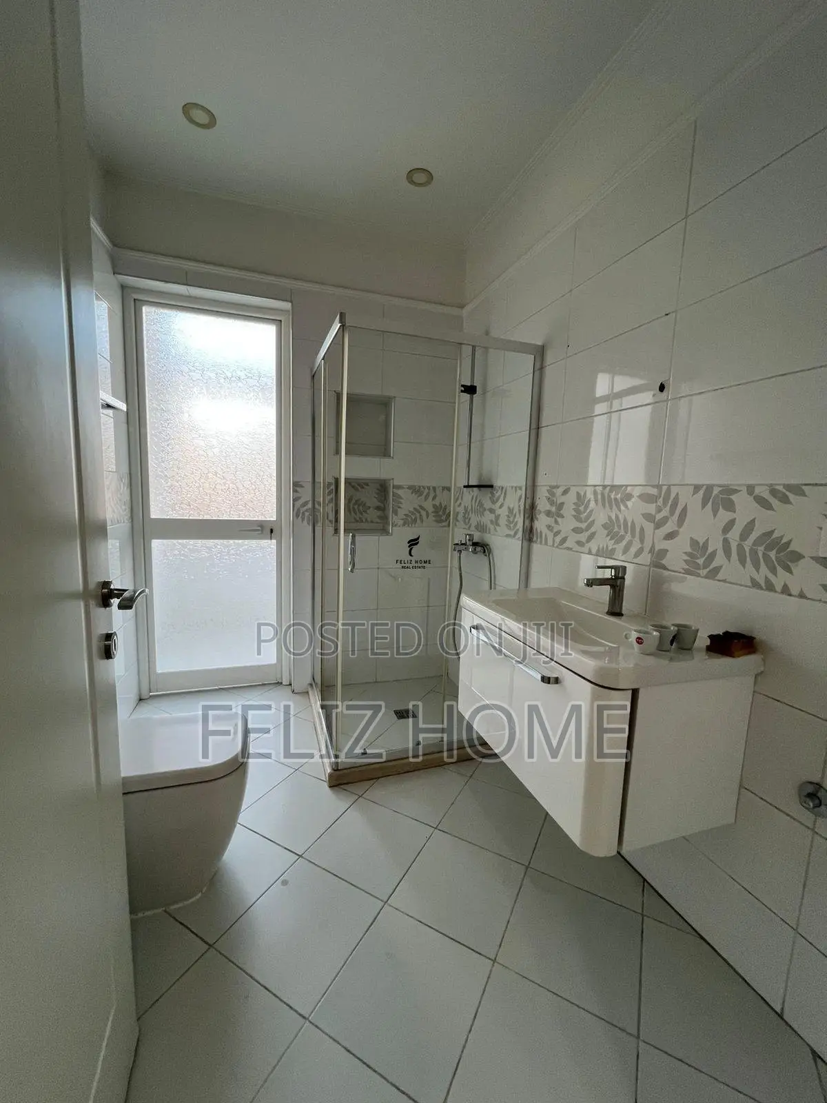 ZYRE ME QERA 110 M2 SHESHI WILLSON 140.000 LEKE