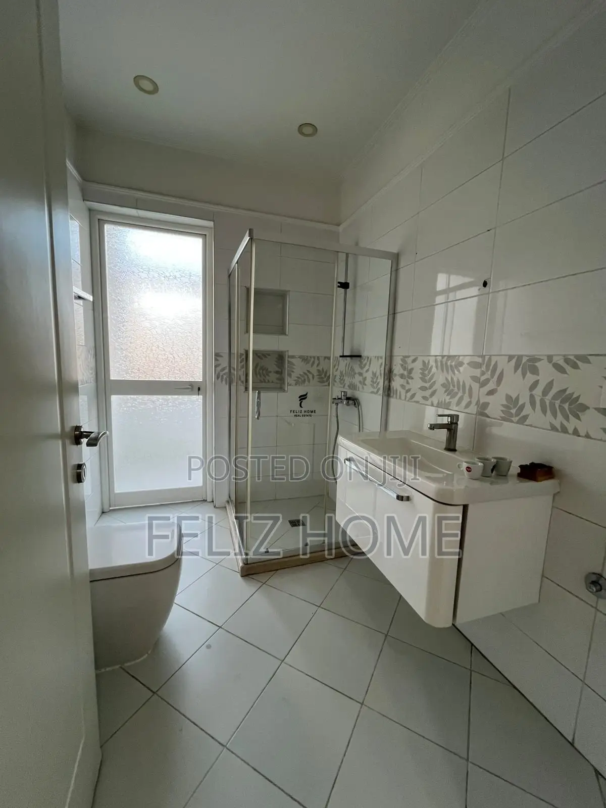 ZYRE ME QERA 110M2 SHESHI WILLSON 140.000 LEKE