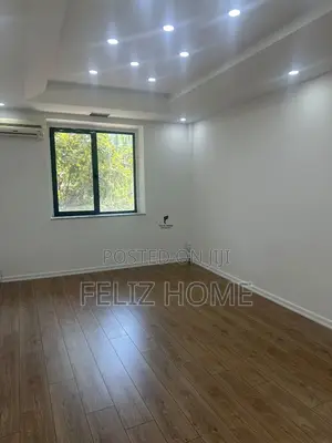 ZYRE ME QERA 120 M2 BULEVADI ZOGU I PARE 130.000 LEKE