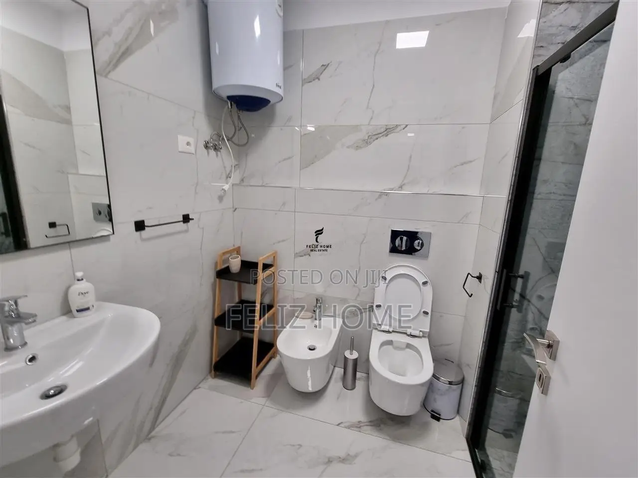 APARTAMENT ME QERA 2+1 PORCELAN 750 EURO