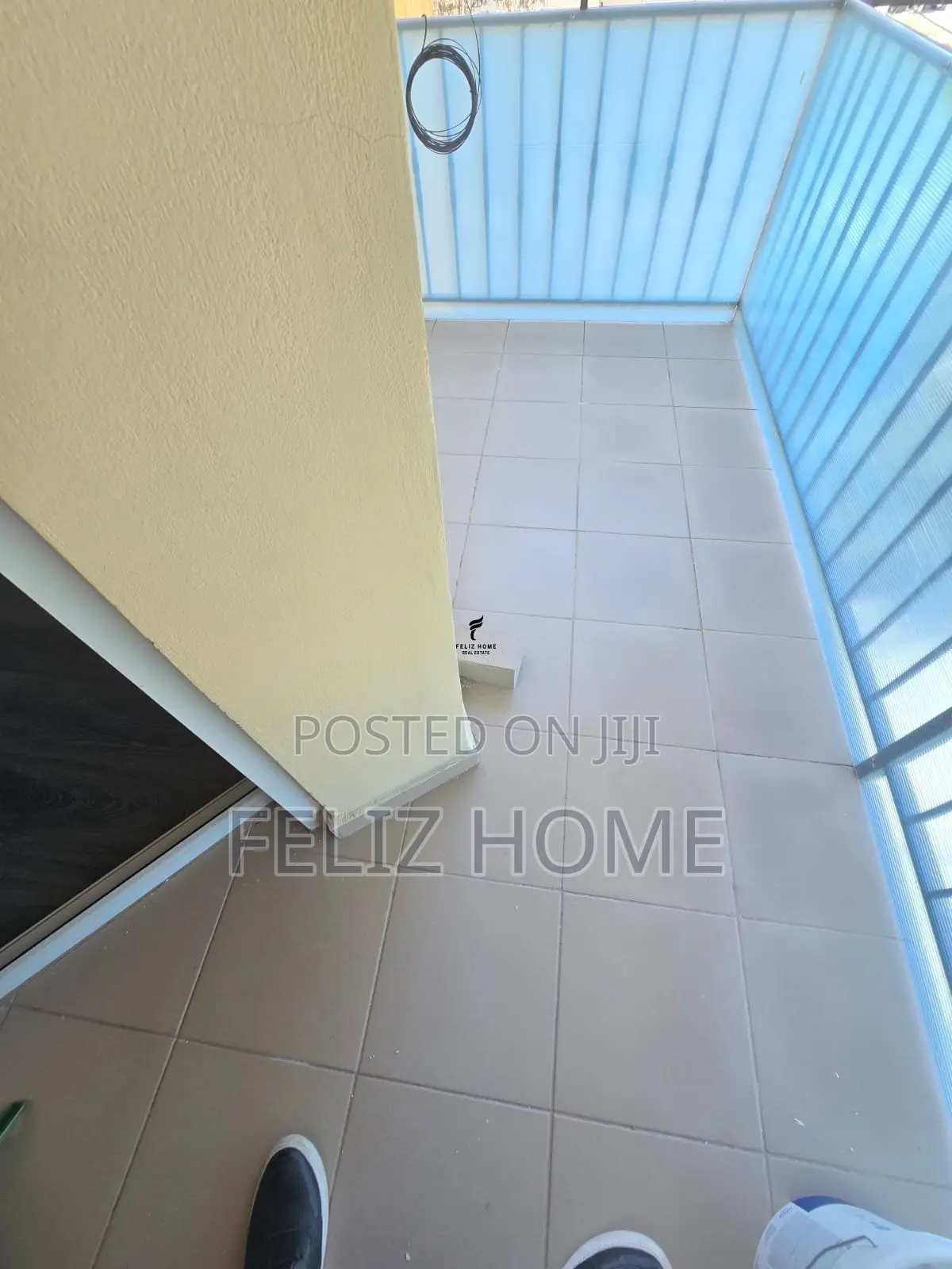 SHITET APARTAMENT 2+1 ISH FUSHA E AVIACIONIT 179.000 EURO