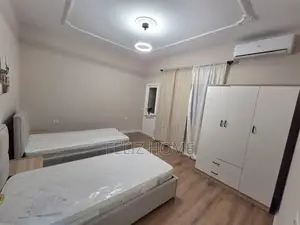 APARTAMENT ME QERA 3+1+2 FUSHA E AVIACIONIT 800 EURO