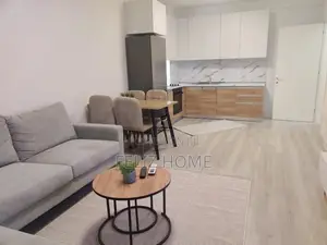 APARTAMENT ME QERA 2+1 UNIVERS CITY 50.000 LEKE