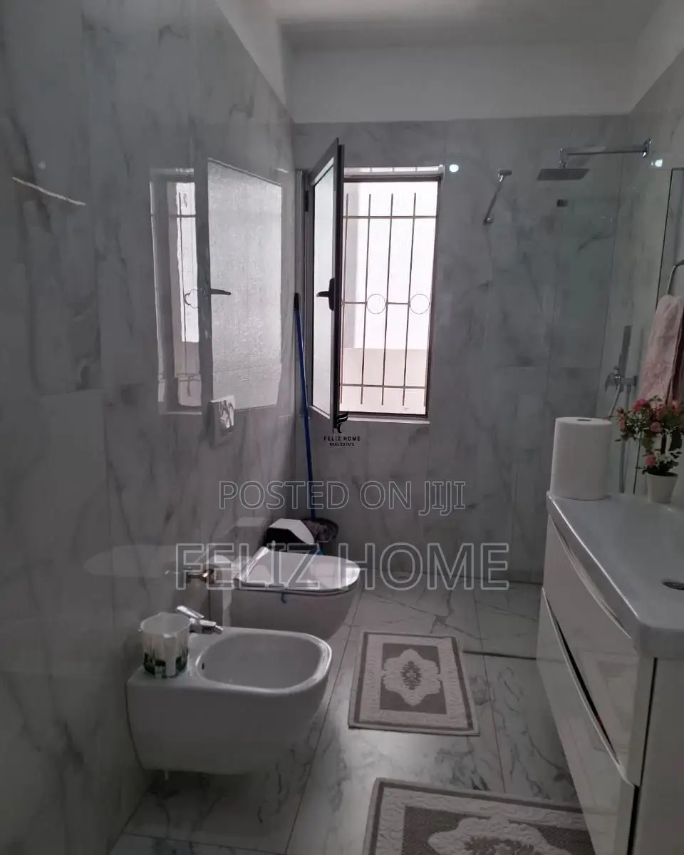 SHITET APARTAMENT 3+1+3 ASTIR 220.000 EURO
