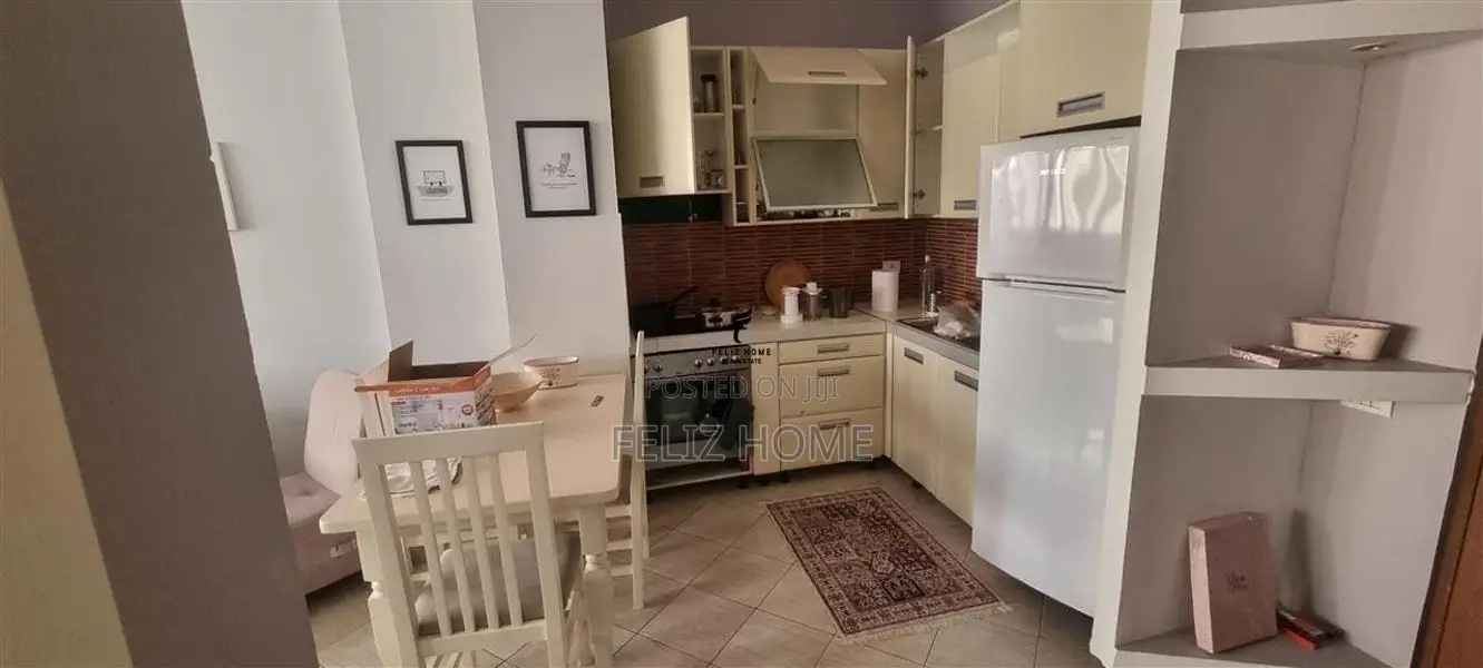 APARTAMENT ME QERA 1+1 RRUGA E DIBRES 55.000 LEKE