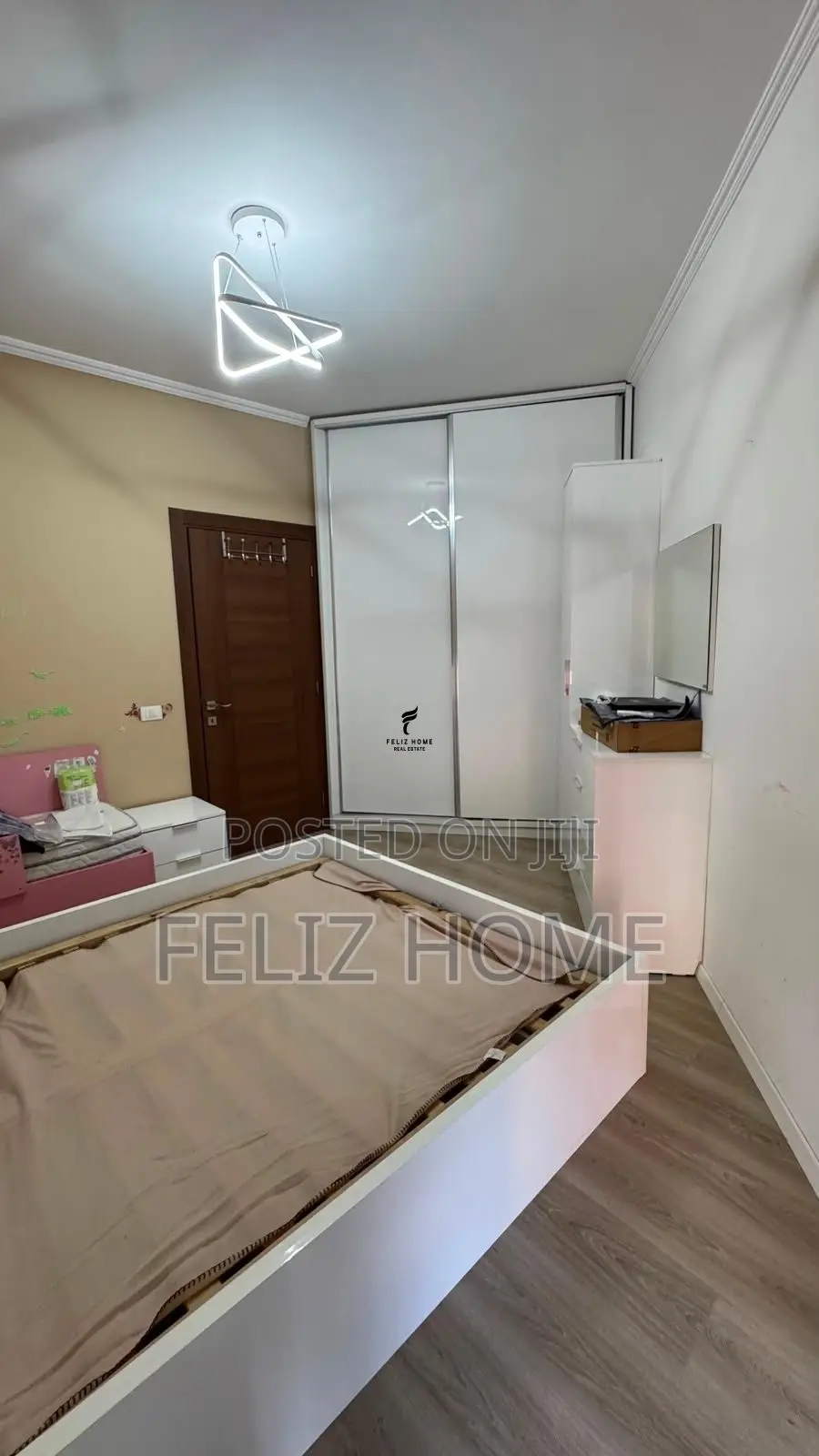APARTAMENT ME QERA 1+1 BRRYL 60.000 LEKE