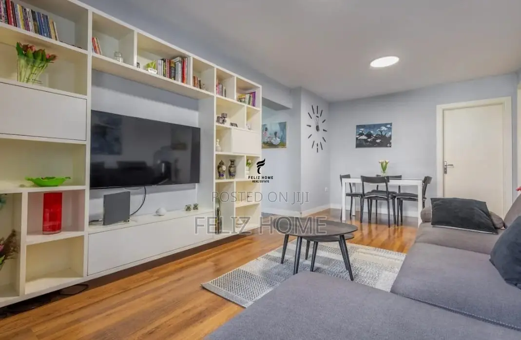 APARTAMENT ME QERA 2+1 SHESHI WILLSON 950 EURO