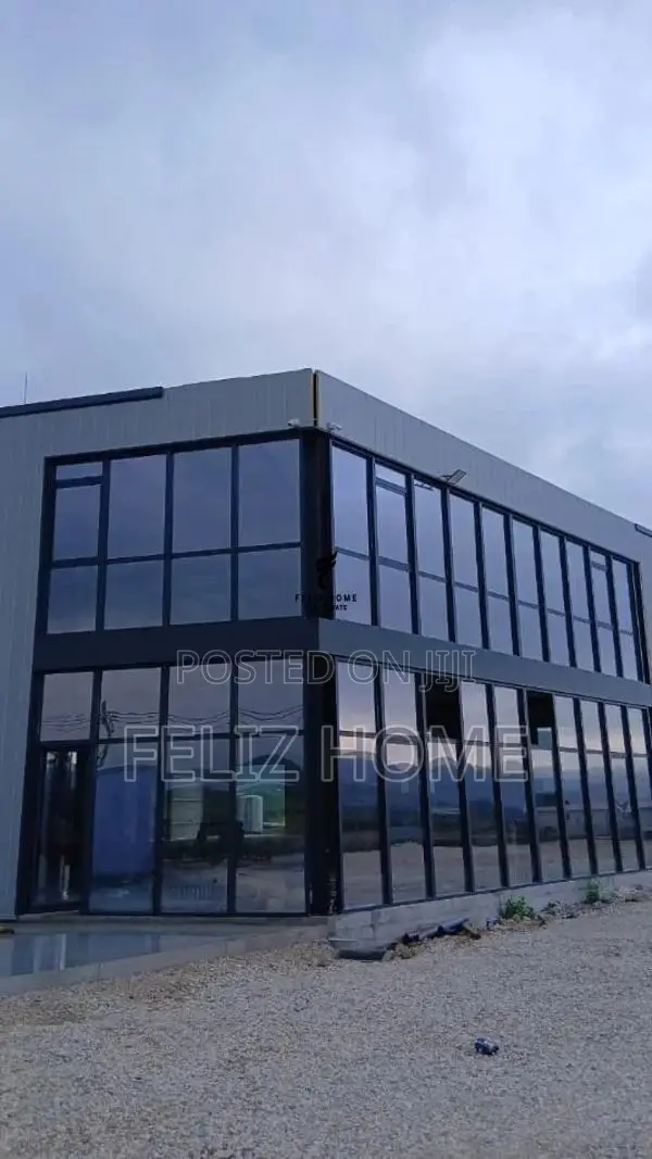 KAPANON ME QERA 1300 M2 VAQARR 420.000 LEKE
